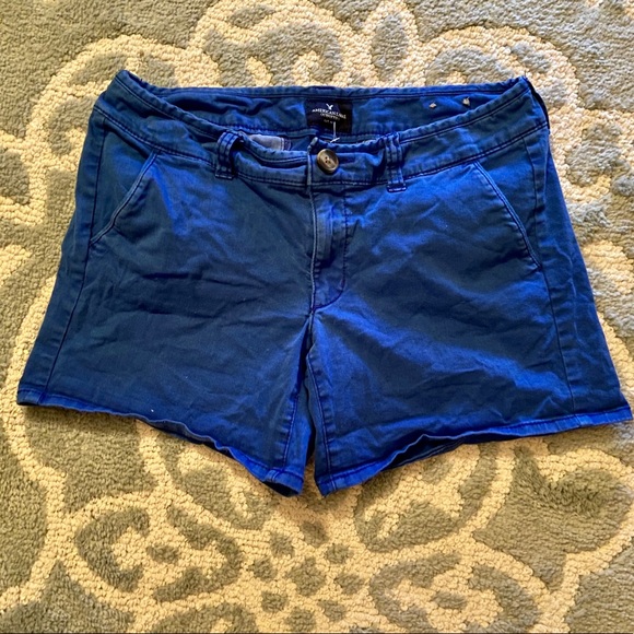 AMERICAN EAGLE midi stretch shorts solid blue - Picture 3 of 5